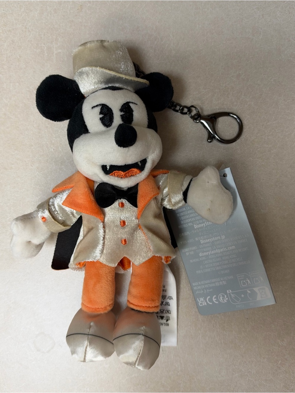 Disney Mickey’s Not So Scary Halloween Party Vampire Mickey Bag Charm/Keychain